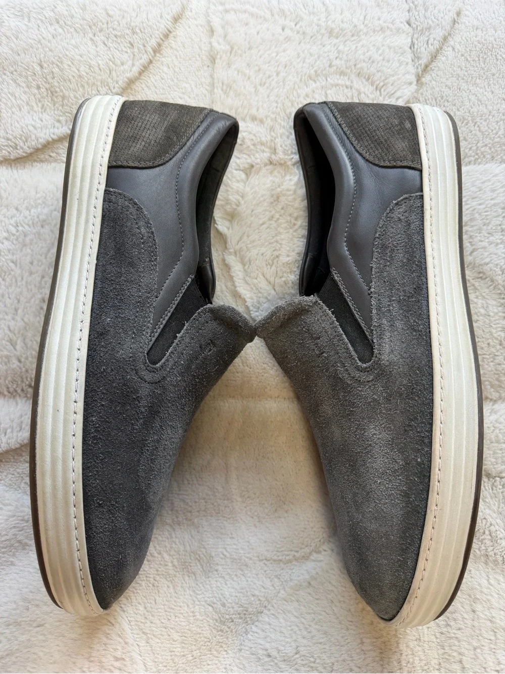 LIKE NEW! $980 Ferragamo Grey Suede Leather Slip-On Vans Derby Sneakers 10 D